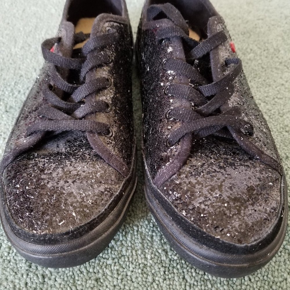 Ugg Shoes Black sequins Youth Girl size 5